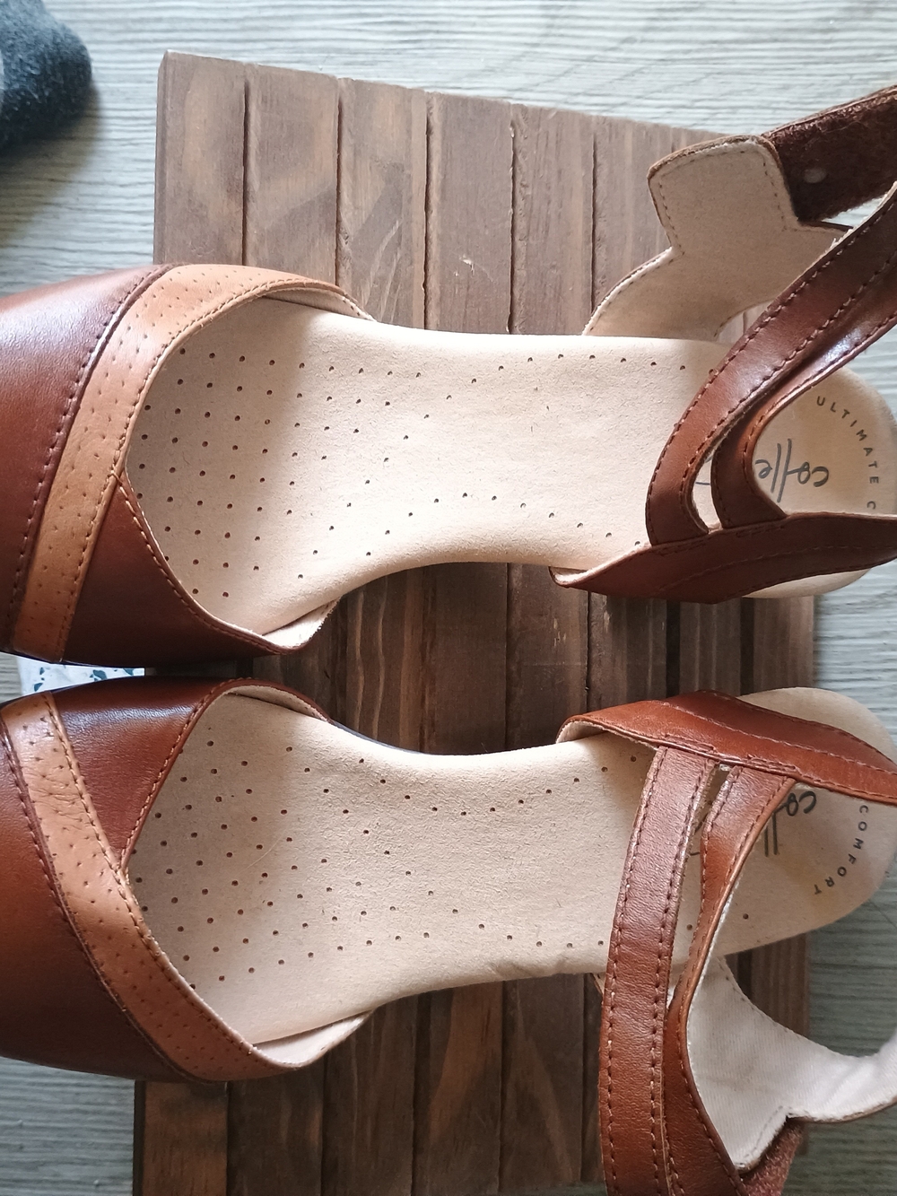 Clarks Valarie Rally Sandals 8.5 M Mahogany Brown Leather Ultimate Comfort - Picture 3 of 8